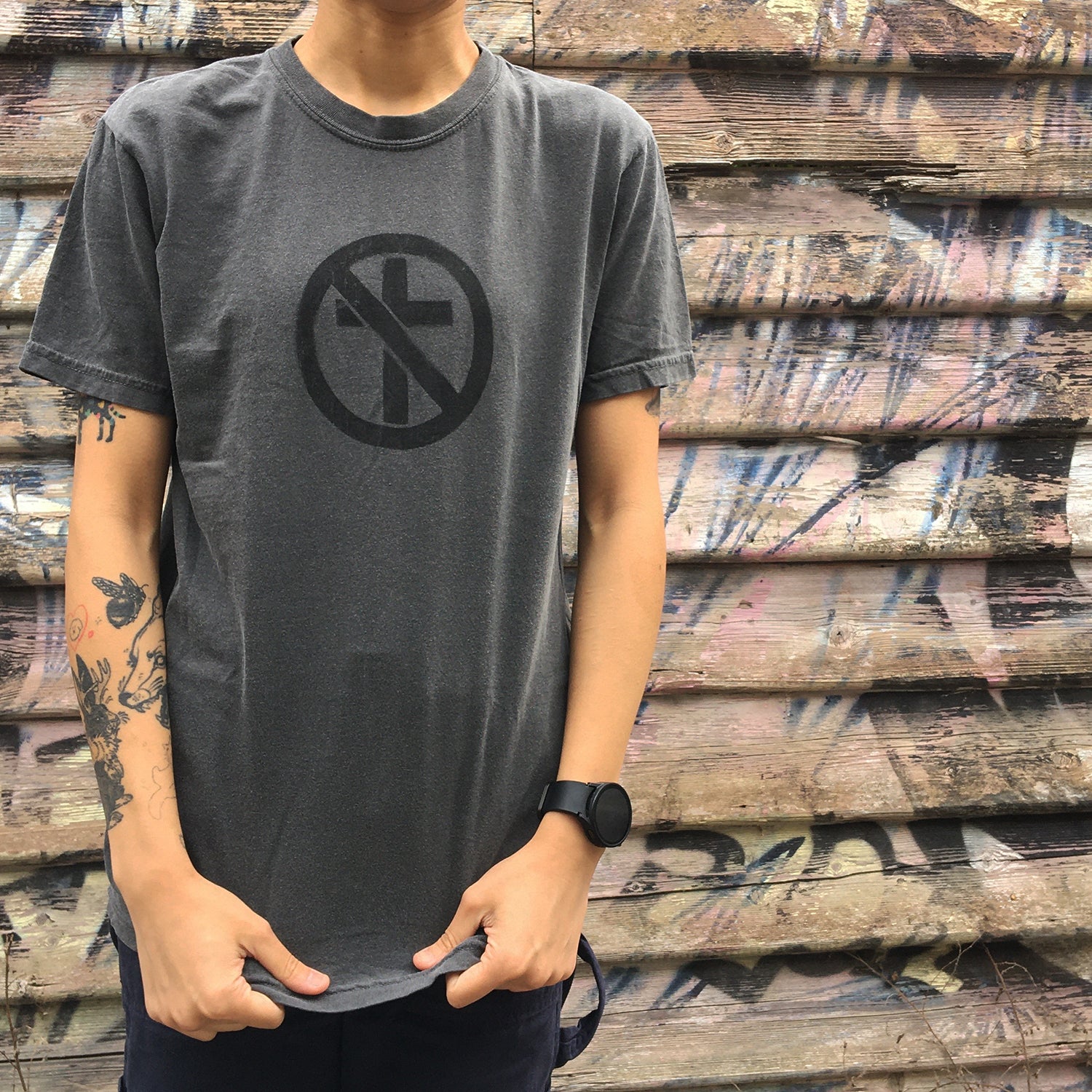 Bad Religion - Spray Crossbuster Tee (Pepper)