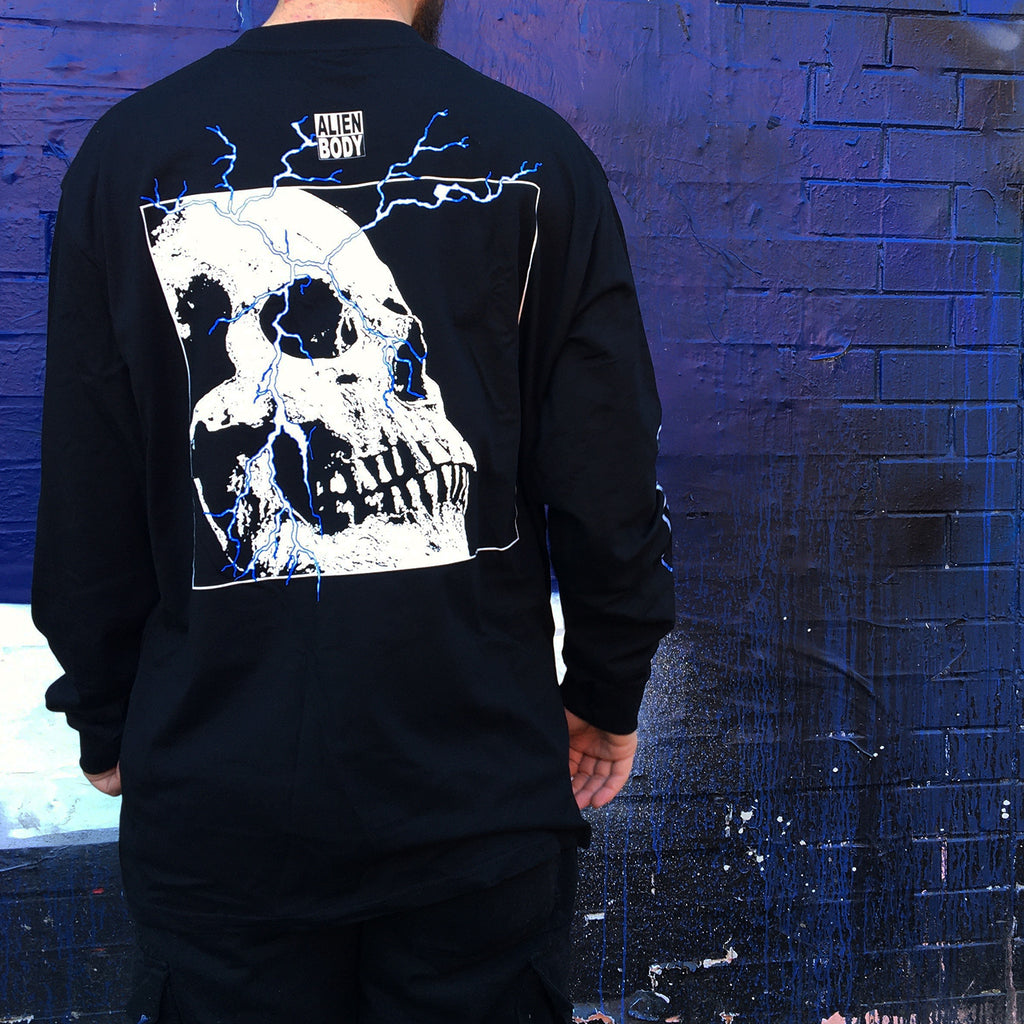 HEALTH - Lightning Longsleeve (Black)
