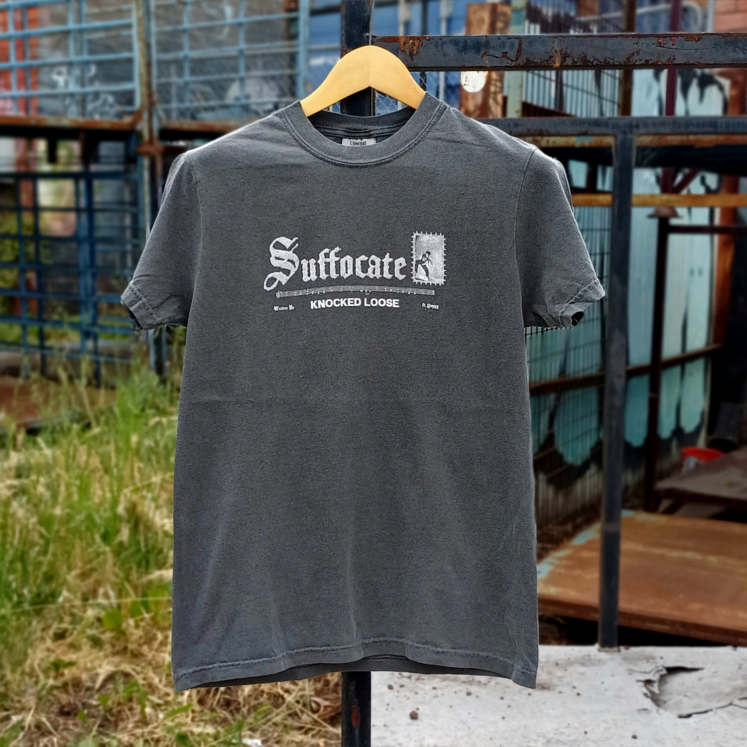 Knocked Loose - Suffocate T-Shirt (Pepper)