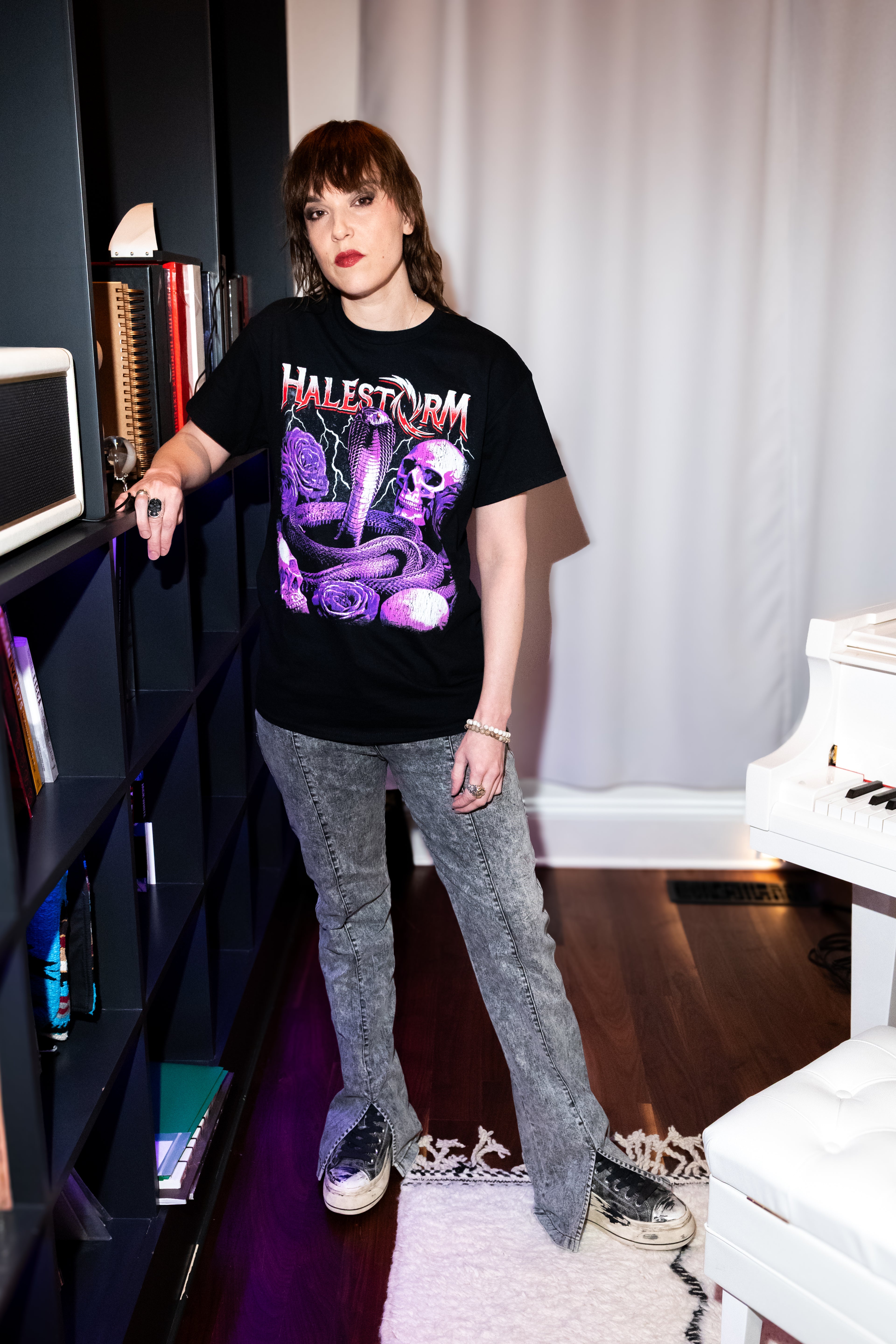 Halestorm - Love Bites T-Shirt (Black)