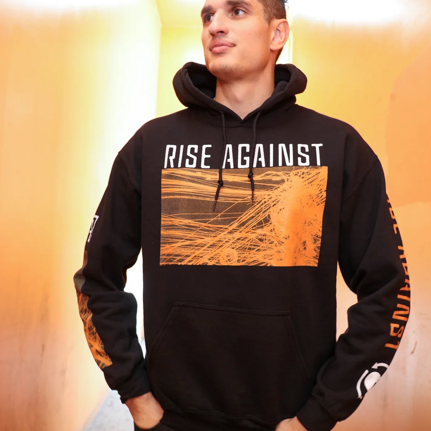 Rise Against - Wire Pullover Hoodie (Black)