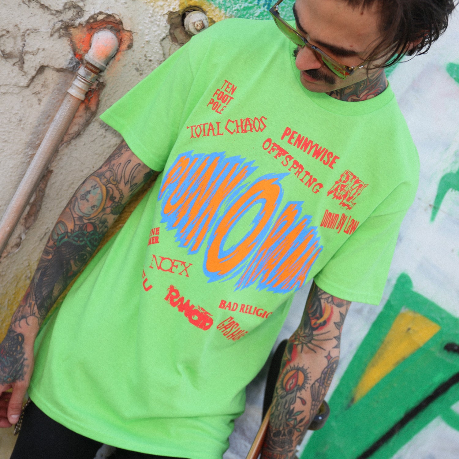 パンク オ ラマ アルバム カバー T シャツ (ライム グリーン) – Artist